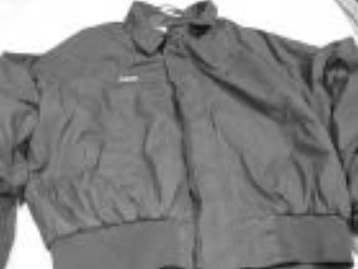 ミリタリーショップ 南国百貨店.COM|沖縄 ユーティリティー ジャケット 黒 米軍官給品 L-S [Z G-718] 記録写真1