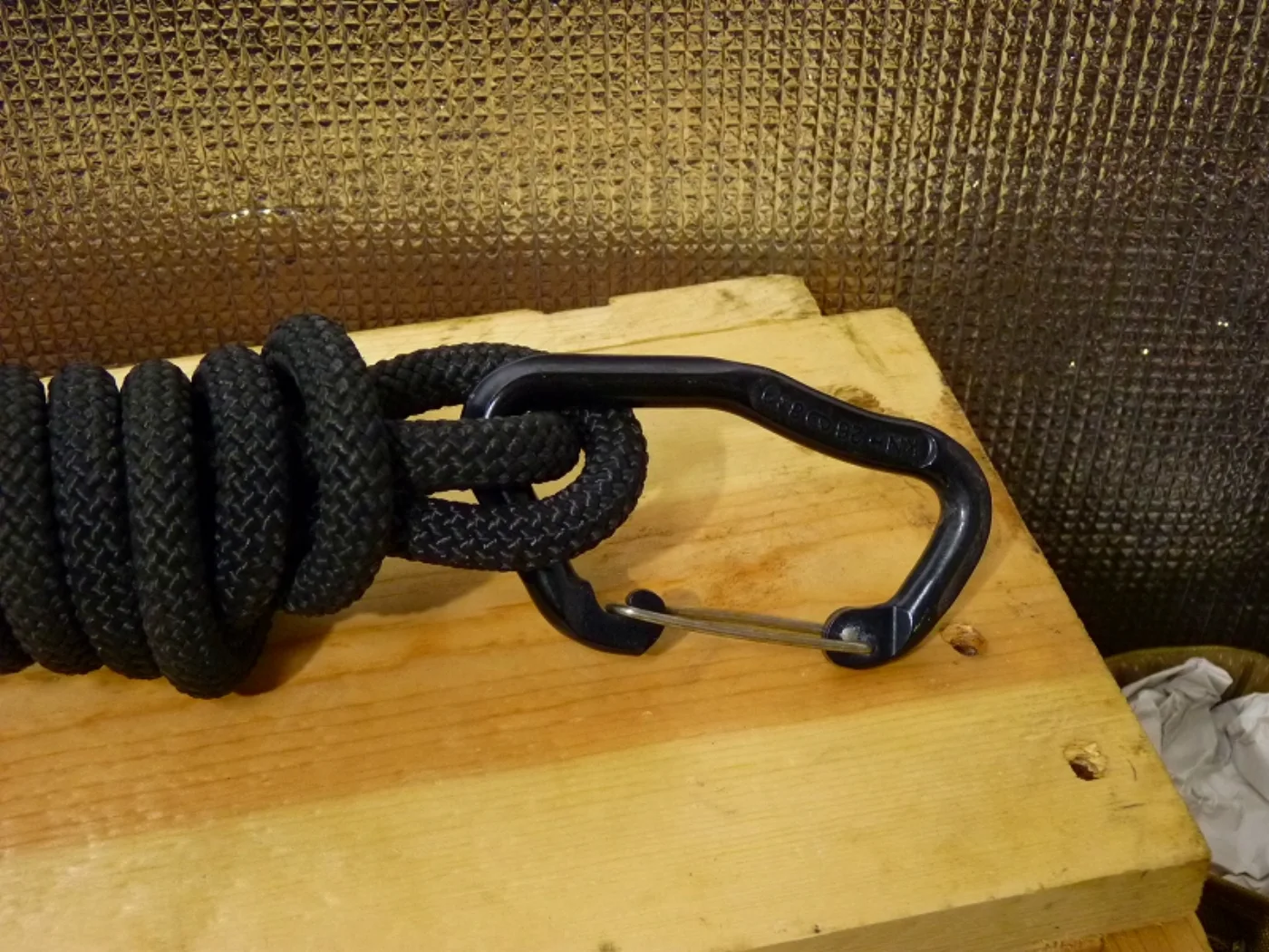 ミリタリーショップ 南国百貨店.COM|沖縄 特殊部隊使用 ロープ430cm カラビナ付き [ZZ Q-1209] - 記録写真3