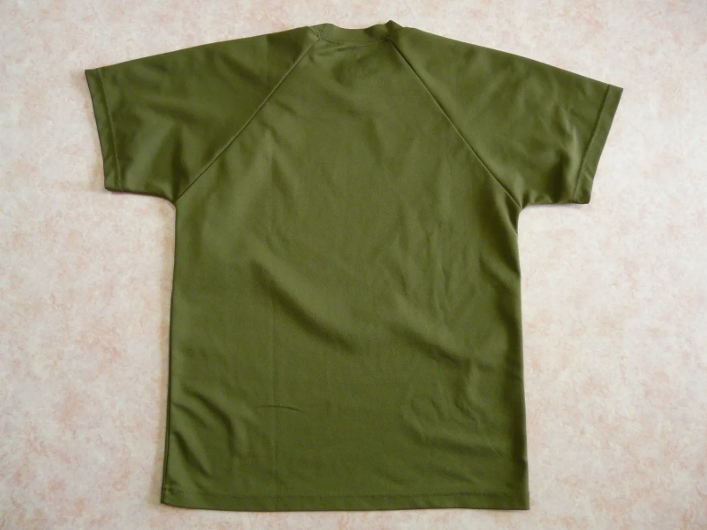 ミリタリーショップ 南国百貨店.COM|沖縄 USMC シリアルナンバー付きTシャツ OD S [Q-714] - US 記録写真7