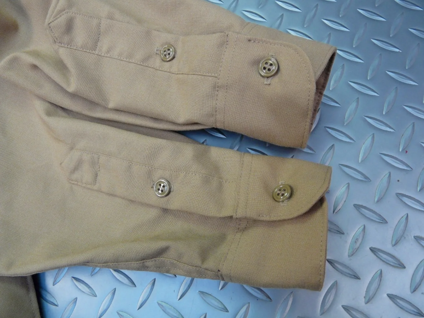 ミリタリーショップ 南国百貨店.COM|沖縄 U.S.ARMY 長袖カーキシャツ [G-955] - U.S.ARMY長 記録写真7