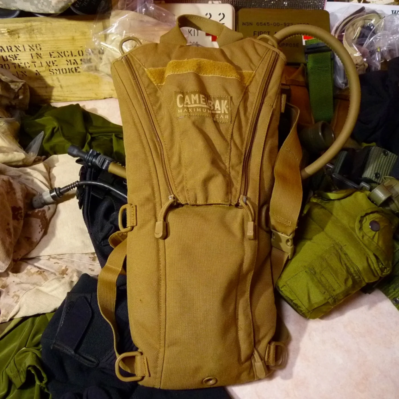 ミリタリーショップ 南国百貨店.COM|沖縄 CAMELBAK コヨーテ [Q-1226] - CAMELBAK コヨー 記録写真2