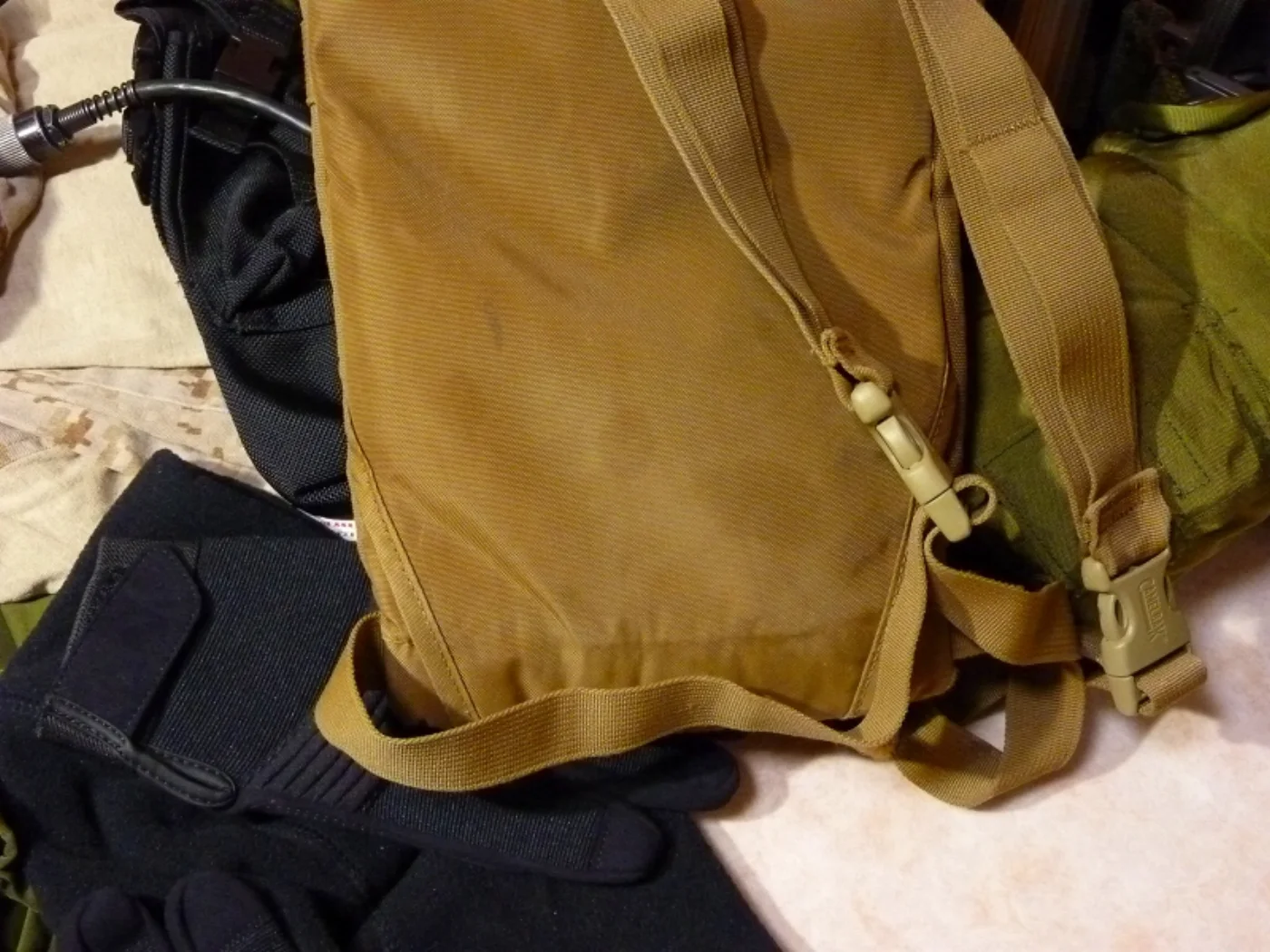ミリタリーショップ 南国百貨店.COM|沖縄 CAMELBAK コヨーテ [Q-1226] - CAMELBAK コヨー 記録写真5