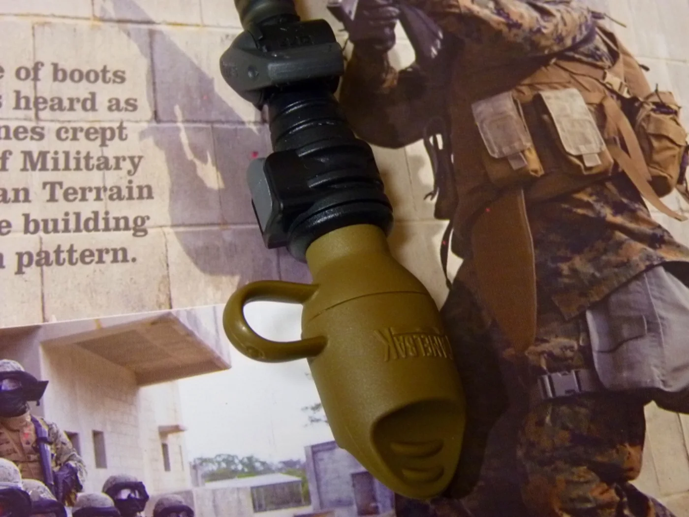 ミリタリーショップ 南国百貨店.COM|沖縄 CAMELBAK コヨーテ 極上品 [ZZ Q-1346] - CAMEL 記録写真8