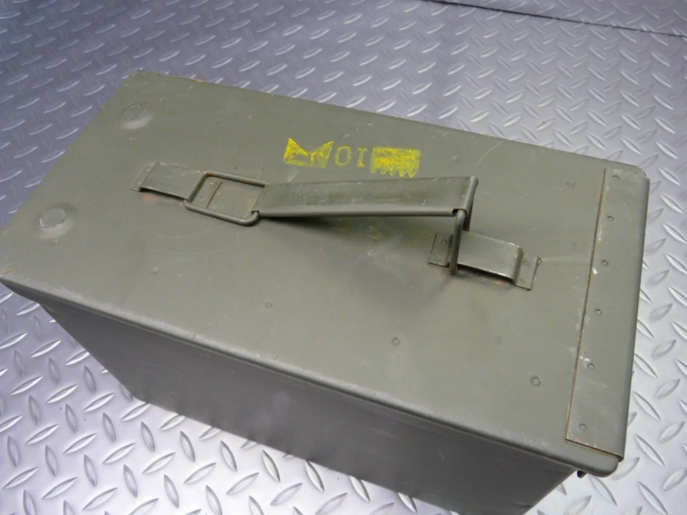 ミリタリーショップ 南国百貨店.COM|沖縄 米軍非常食セット MRE+AMMOBOX(M) [B-1240] - 米軍 記録写真5