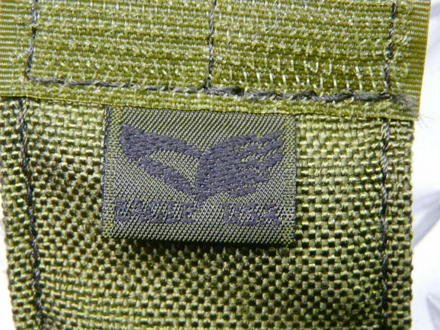 ミリタリーショップ 南国百貨店.COM|沖縄 特殊部隊ポーチ OD イーグル ライト用ポーチ [ZZ C-1291] - 記録写真5