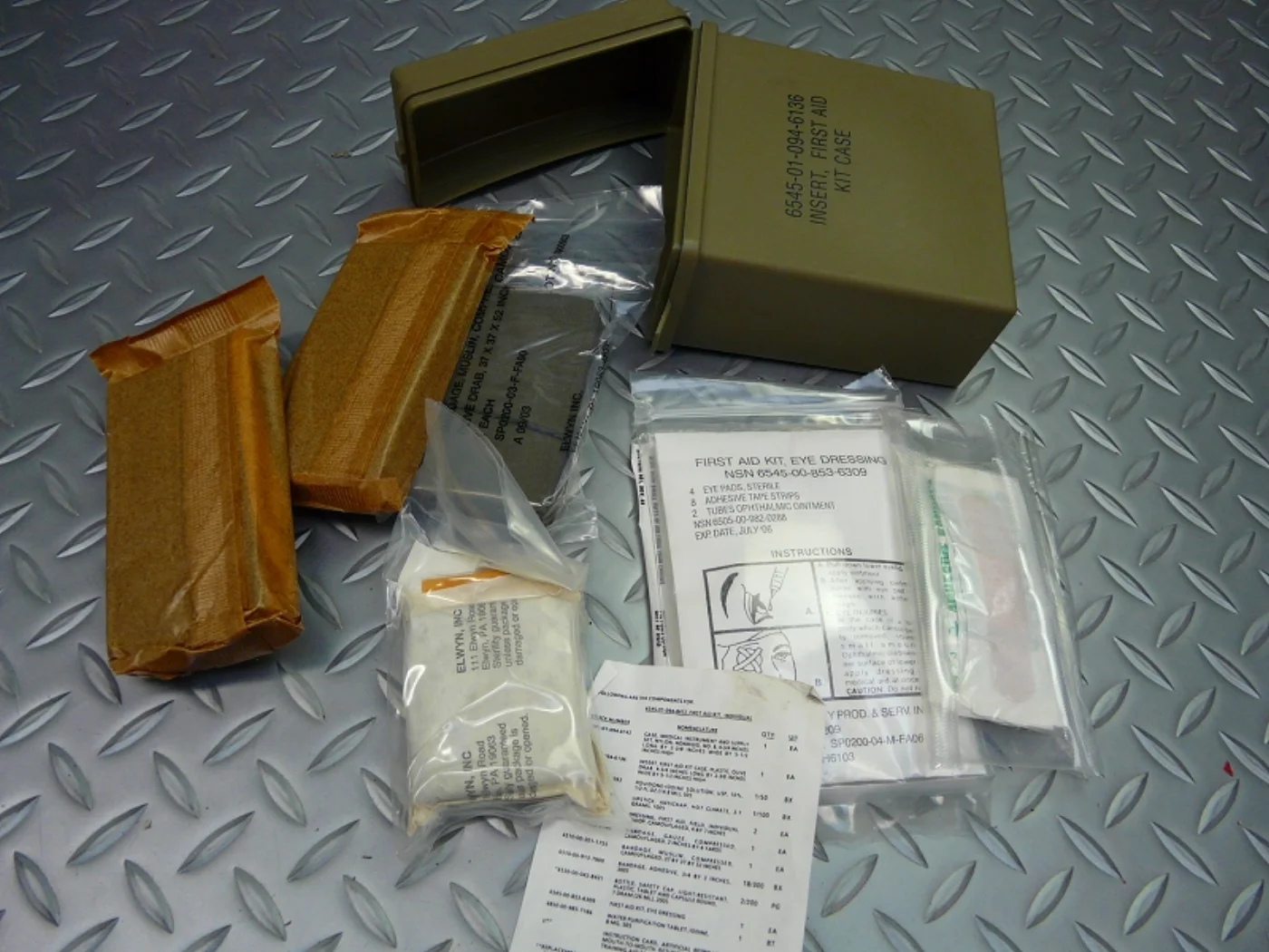 ミリタリーショップ 南国百貨店.COM|沖縄 FIRST AID KIT 中身入り 新品 [ZZ D-1685] - F 記録写真5