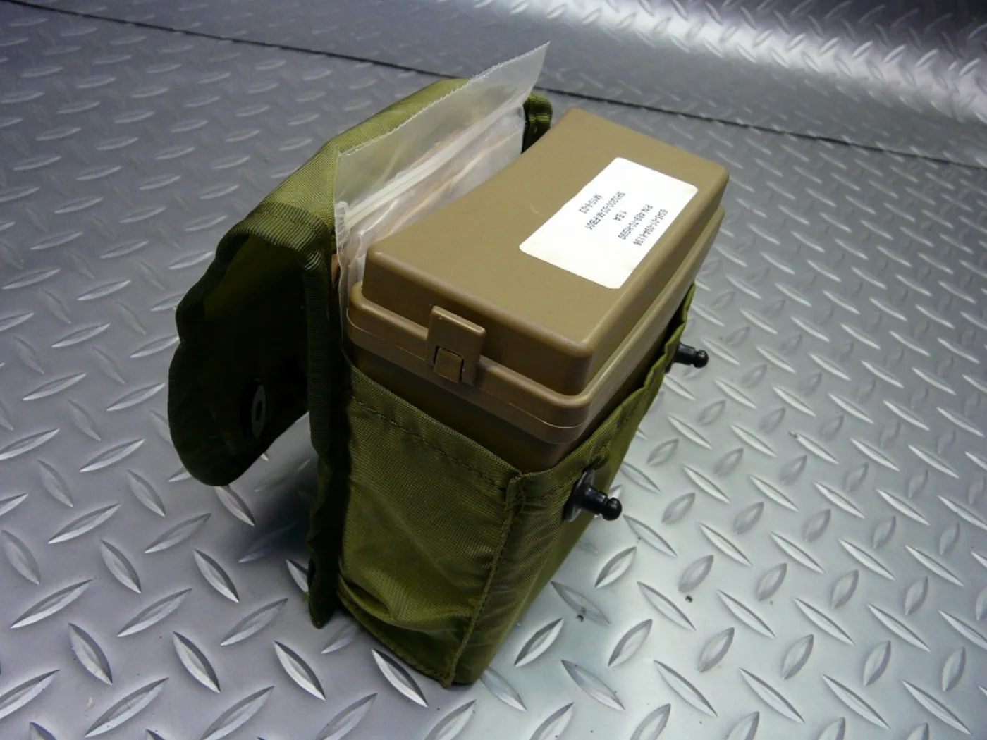 ミリタリーショップ 南国百貨店.COM|沖縄 FIRST AID KIT 中身入り 新品 [ZZ D-1686] - F 記録写真5