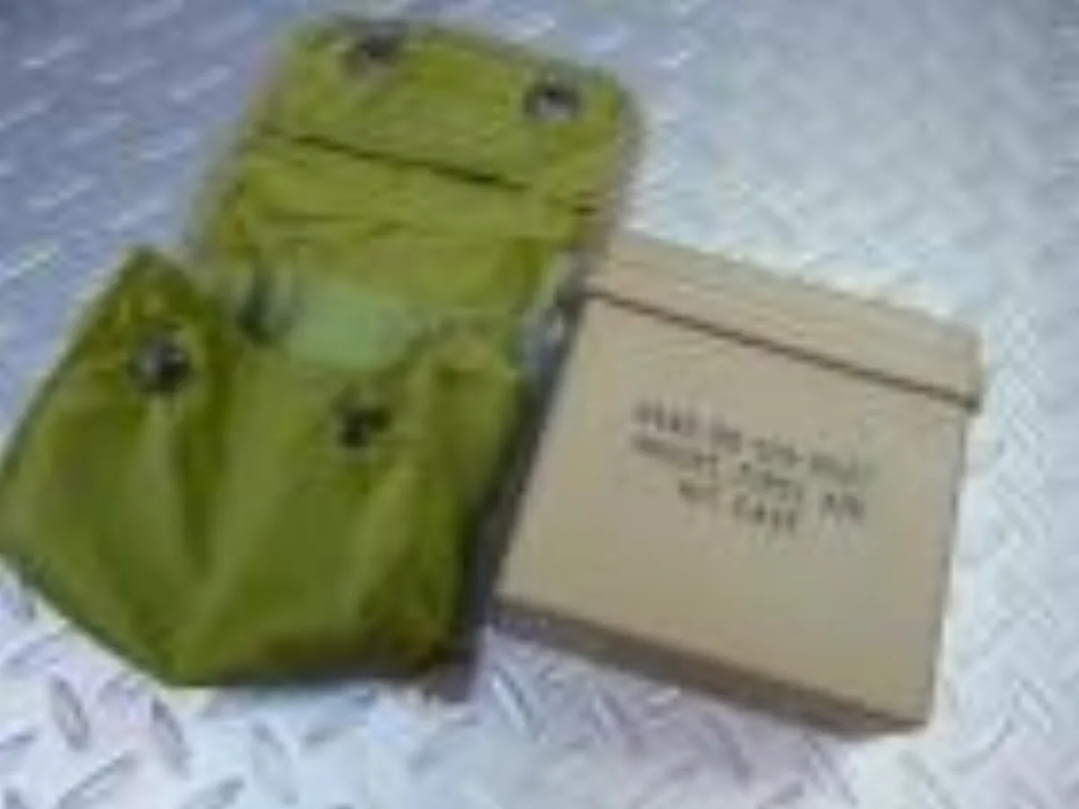 ミリタリーショップ 南国百貨店.COM|沖縄 FIRST AID KIT 空ケース [ZZ D-1695] - FIRS 記録写真3