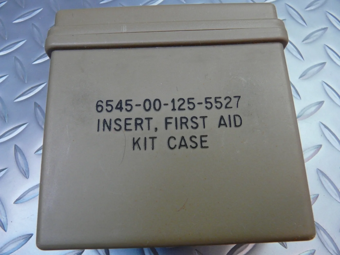 ミリタリーショップ 南国百貨店.COM|沖縄 FIRST AID KIT 空ケース [ZZ D-1695] - FIRS 記録写真6