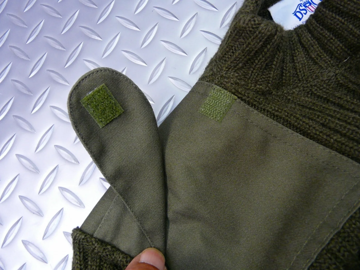 ミリタリーショップ 南国百貨店.COM|沖縄 100% WOOL セーター ARMY 38 [ZZ H-380] - 1 記録写真5
