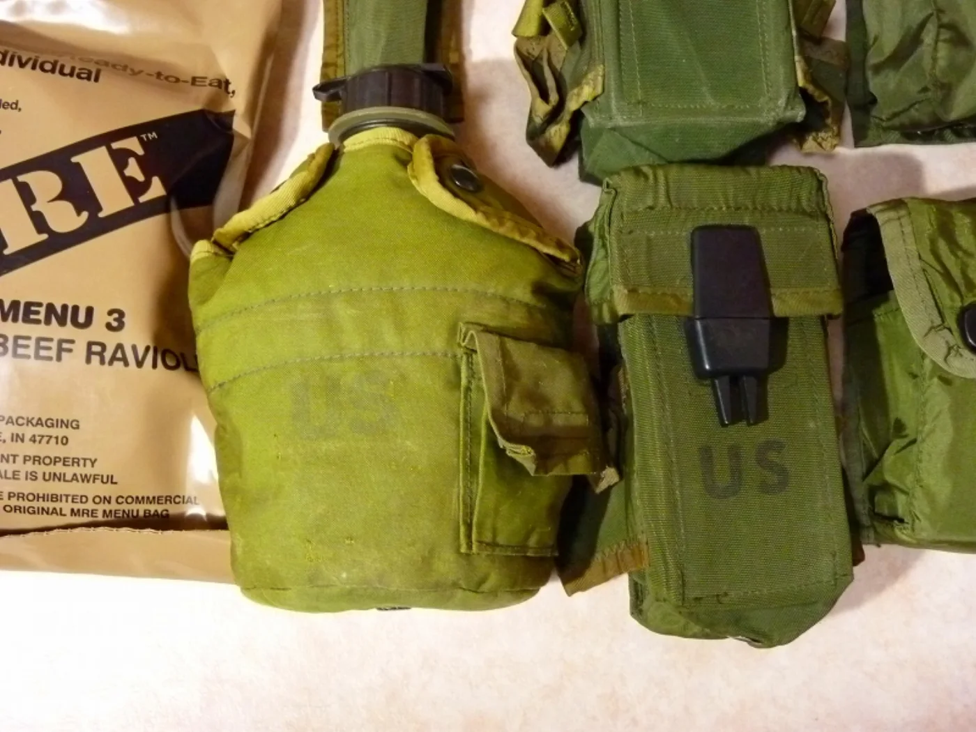ミリタリーショップ 南国百貨店.COM|沖縄 米軍装備品セット MREサービスの計７点セット [ZZ Q-1258] - 記録写真4