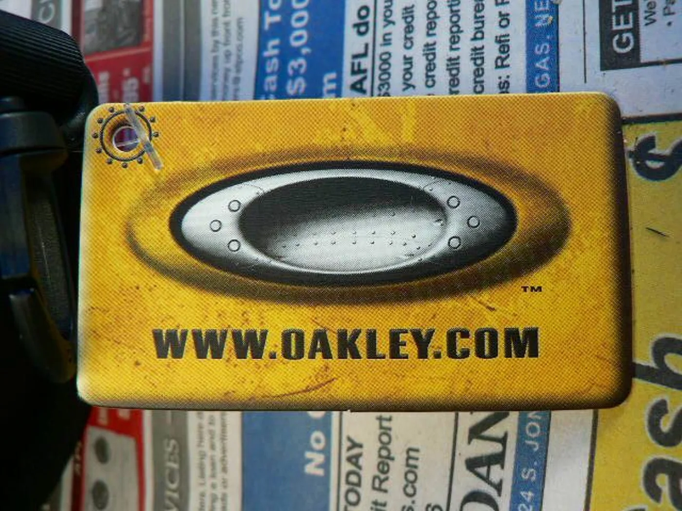 ミリタリーショップ 南国百貨店.COM|沖縄 ESS ゴーグル（中古）＋OAKLEYのケース（新品） [E-560] - 記録写真4