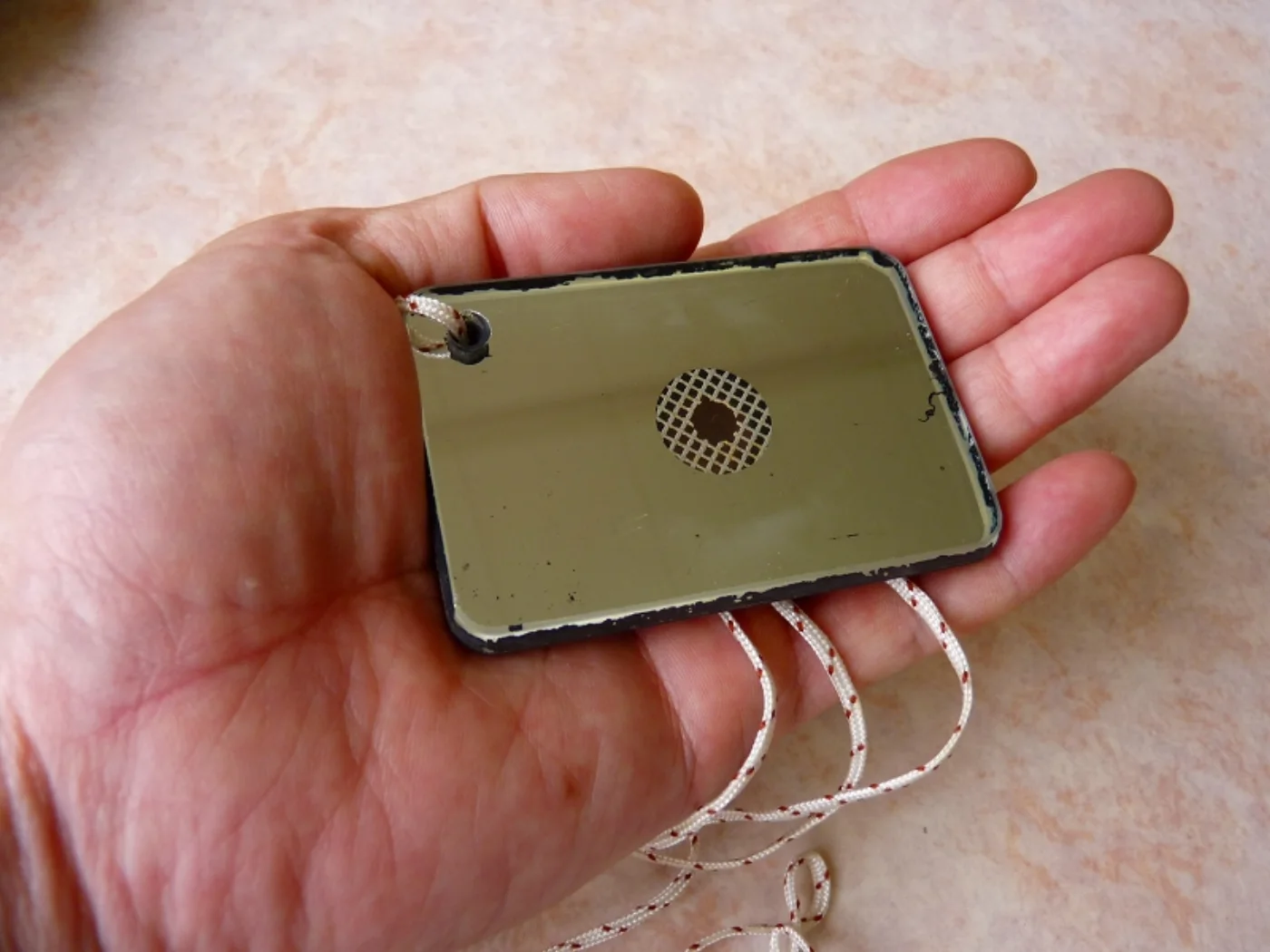 ミリタリーショップ 南国百貨店.COM|沖縄 非常用装備品 サバイバルミラー 米軍 [Z Q-873] - 非常用装備品 記録写真4