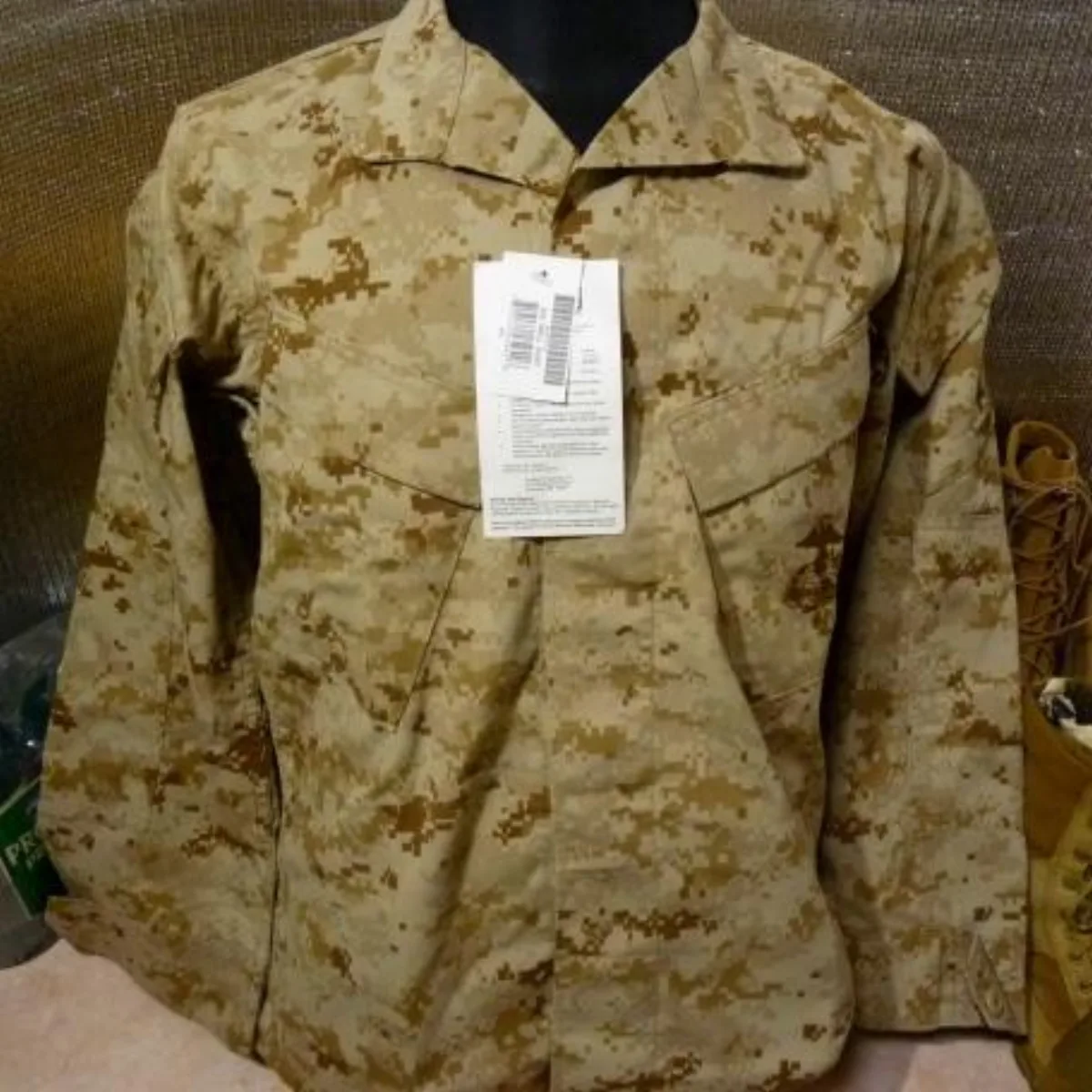 ミリタリーショップ 南国百貨店.COM|沖縄 USMC マーパット デザート ジャケット S-S 未使用 [Q-1219 記録写真1