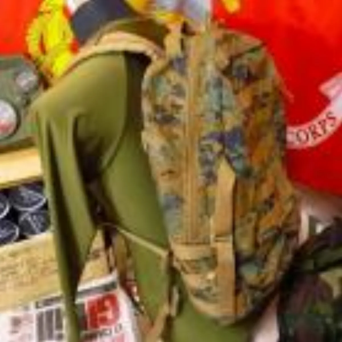 ミリタリーショップ 南国百貨店.COM|沖縄 USMC アサルトパック コヨーテジップ 中古良品 [ZZ Q-1460] 記録写真1