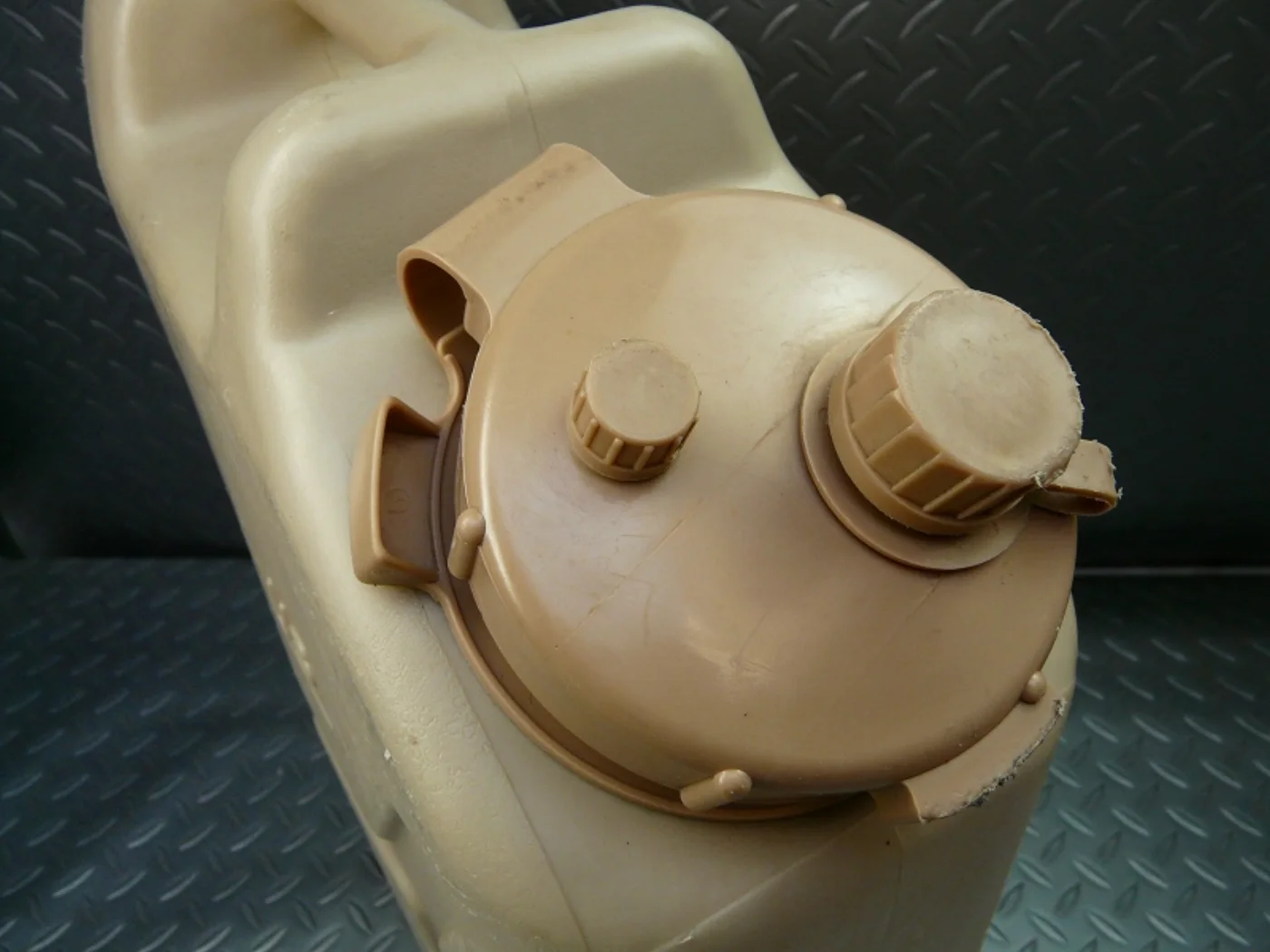 ミリタリーショップ 南国百貨店.COM|沖縄 米軍水管 プラスチック 「所さんの世田谷ベースでも使用」 [B-1263] 記録写真5