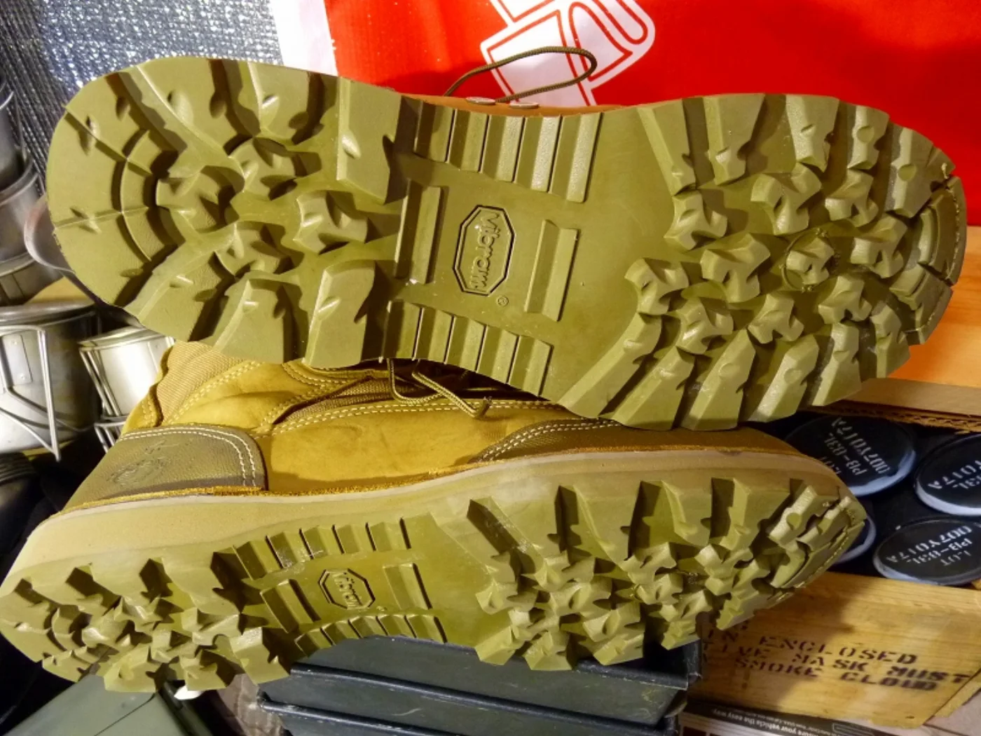 ミリタリーショップ 南国百貨店.COM|沖縄 USMC 新型マリンブーツ BATES 11.5R 中古良品 [ZZ Q- 記録写真7