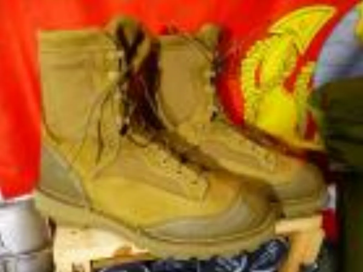 ミリタリーショップ 南国百貨店.COM|沖縄 USMC 新型マリンブーツ BATES 12R 中古良品 [ZZ Q-14 記録写真1