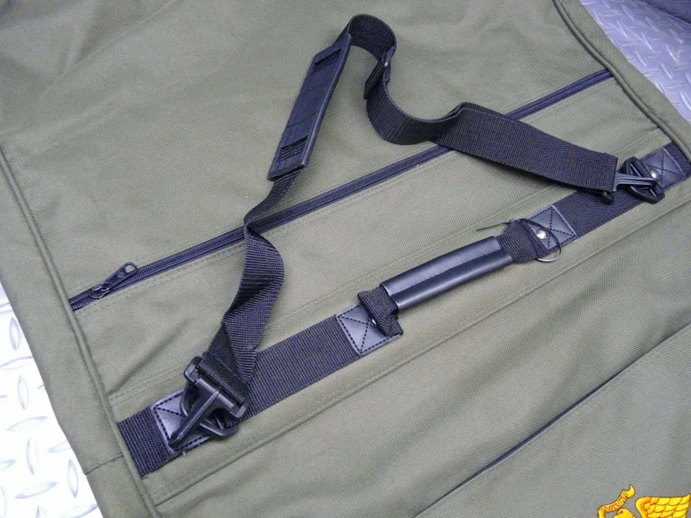ミリタリーショップ 南国百貨店.COM|沖縄 USMC スーツ収納カバン [A-611] - USMC スーツ収納カバン 記録写真4