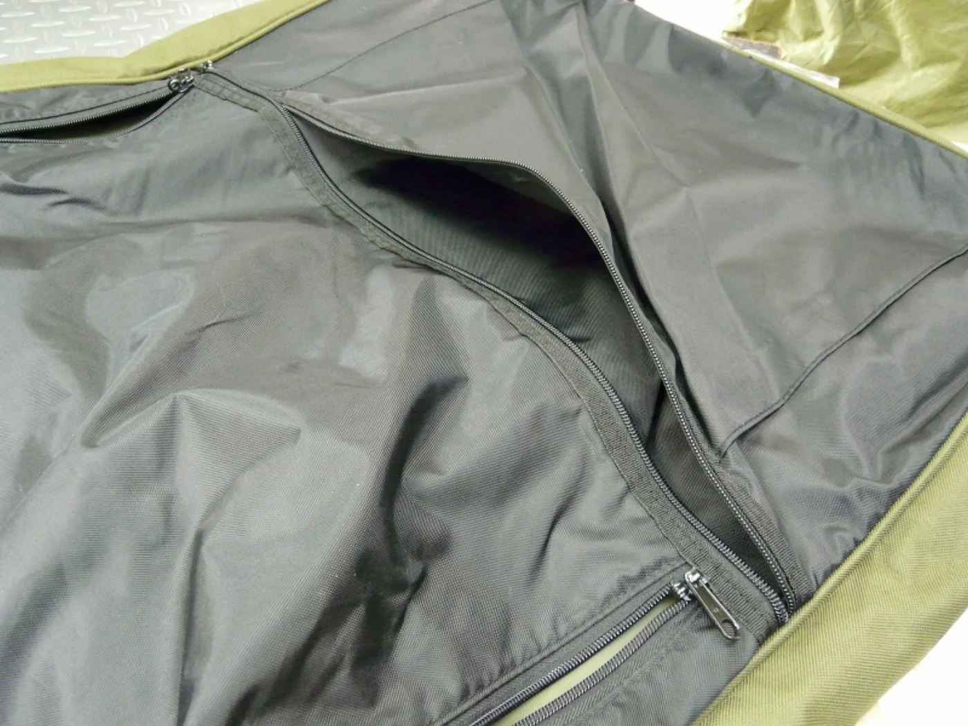 ミリタリーショップ 南国百貨店.COM|沖縄 USMC スーツ収納カバン [A-611] - USMC スーツ収納カバン 記録写真8