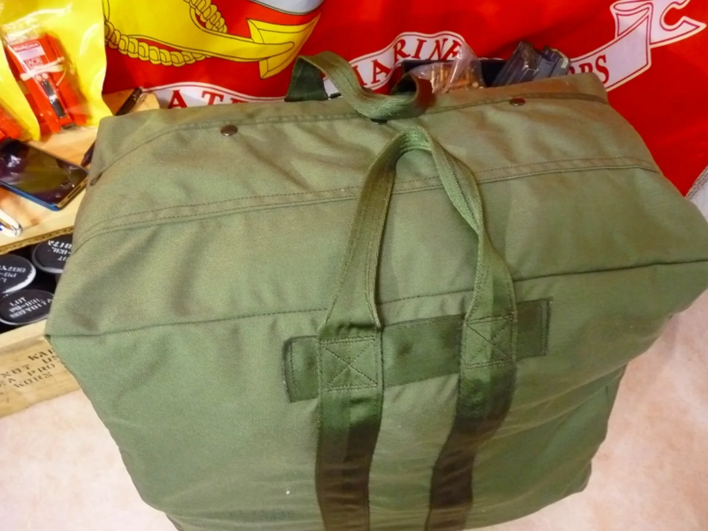 ミリタリーショップ 南国百貨店.COM|沖縄 フライヤーズKITBAG キットバッグ [Q-1500] - 米軍パイロッ 記録写真4