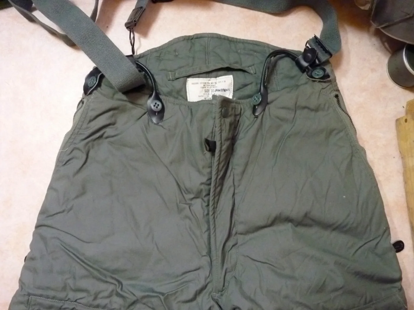 ミリタリーショップ 南国百貨店.COM|沖縄 TROUSERS EXTREME COLD WEATHER TYPE F- 記録写真4