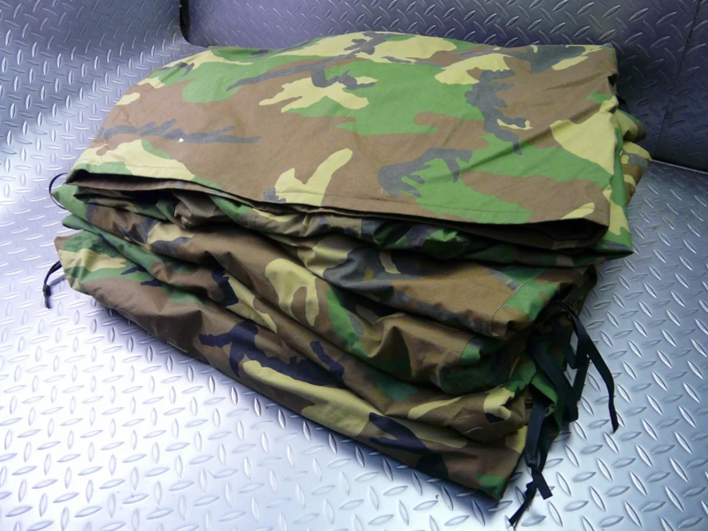 ミリタリーショップ 南国百貨店.COM|沖縄 USMC ゴアテックスパーカー M-R 特価品 [ZZ K-428-1] 記録写真2