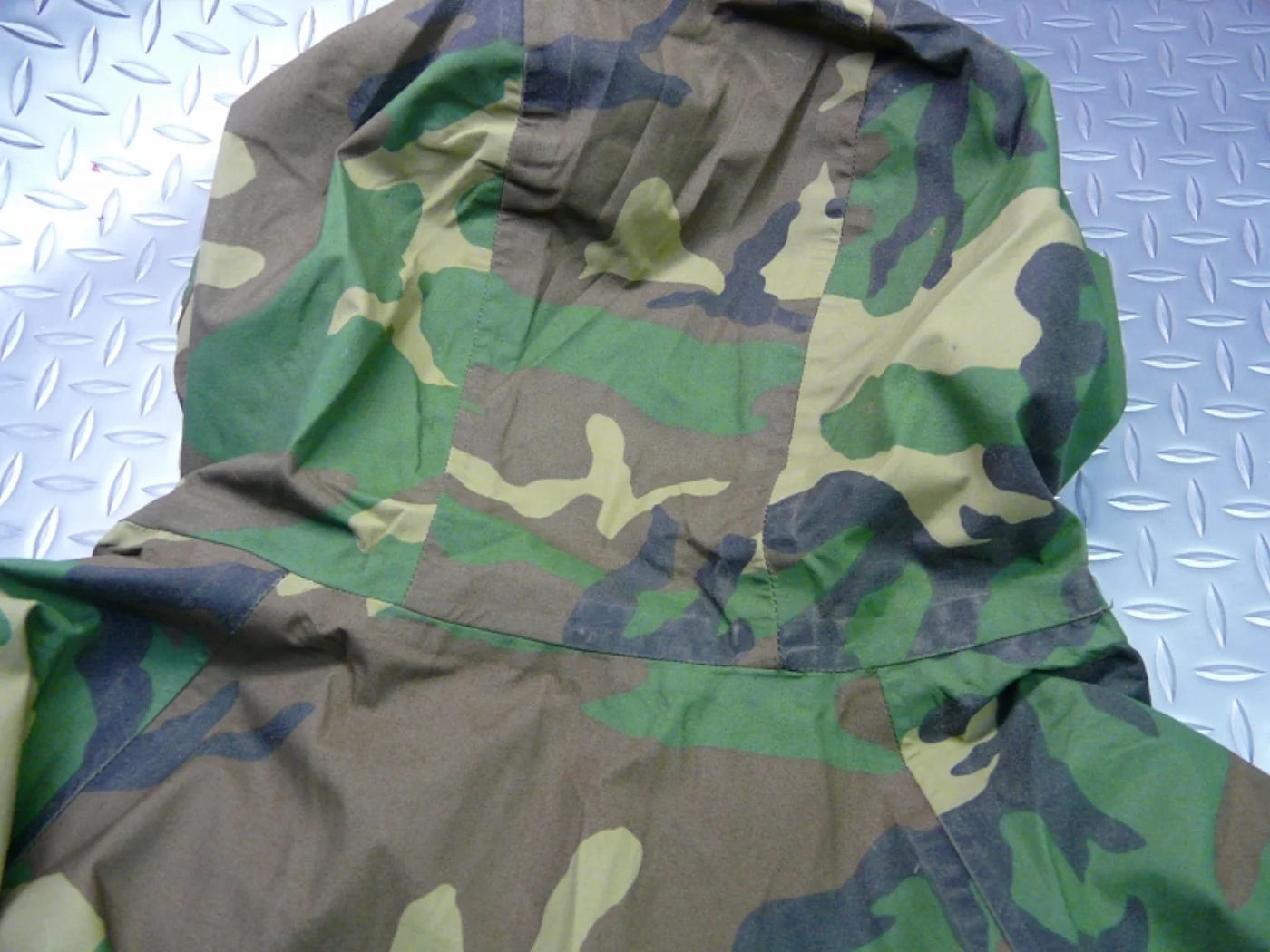 ミリタリーショップ 南国百貨店.COM|沖縄 USMC ゴアテックスパーカー M-R 特価品 [ZZ K-428-1] 記録写真8