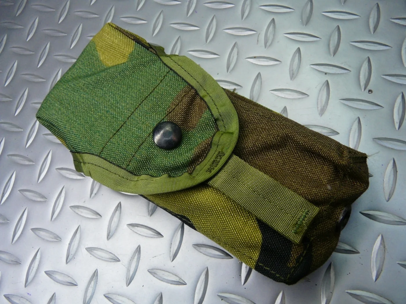 ミリタリーショップ 南国百貨店.COM|沖縄 M16 ３０連用マガジンポーチ シングル（マガジン付き） [ZZ C-12 記録写真3