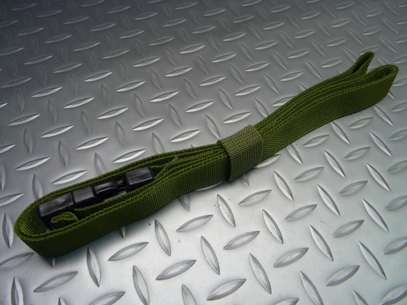ミリタリーショップ 南国百貨店.COM|沖縄 MOLLE STRAP LASHING 新品 ストラップ [E-1322] 記録写真2