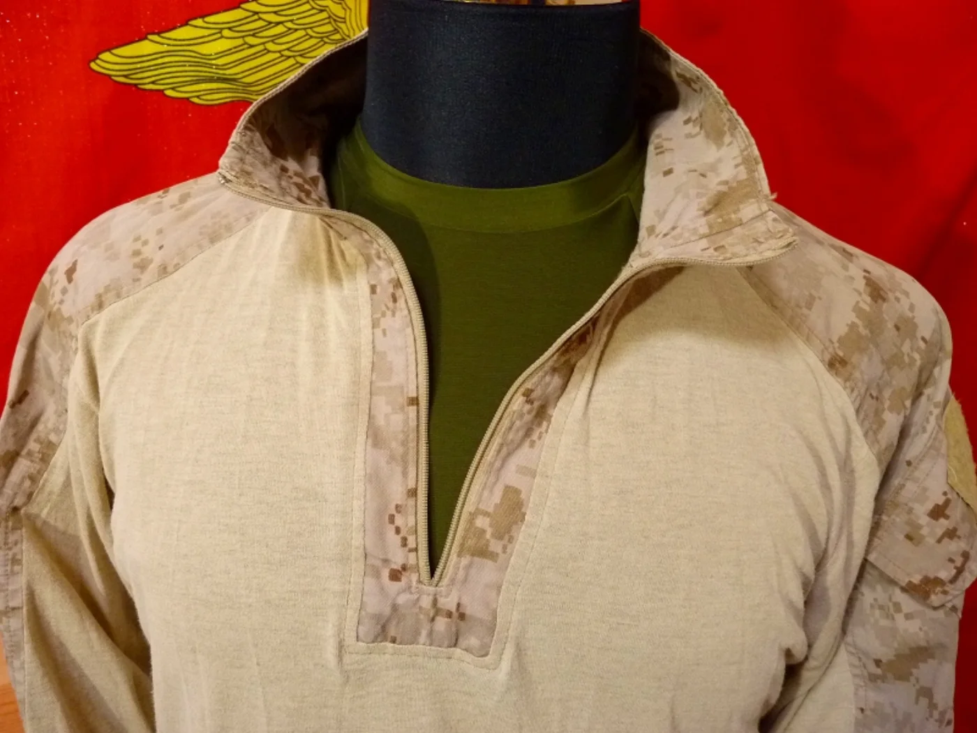 ミリタリーショップ 南国百貨店.COM|沖縄 USMC 海兵隊 FROG コンバットシャツ M-L わけあり [Q-15 記録写真4