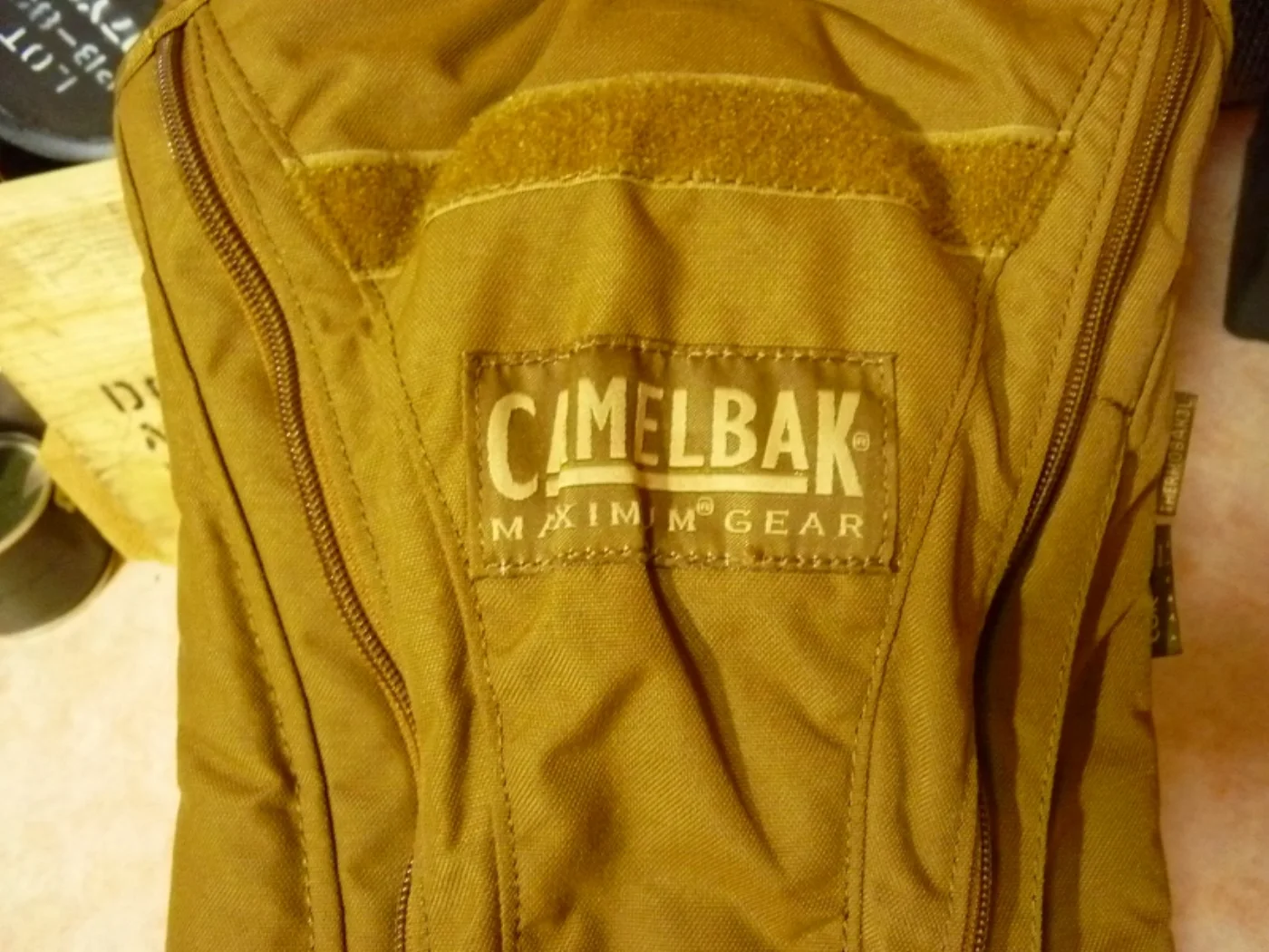 ミリタリーショップ 南国百貨店.COM|沖縄 CAMELBAK コヨーテ 極上品 [ZZ Q-1555] - CAMEL 記録写真3