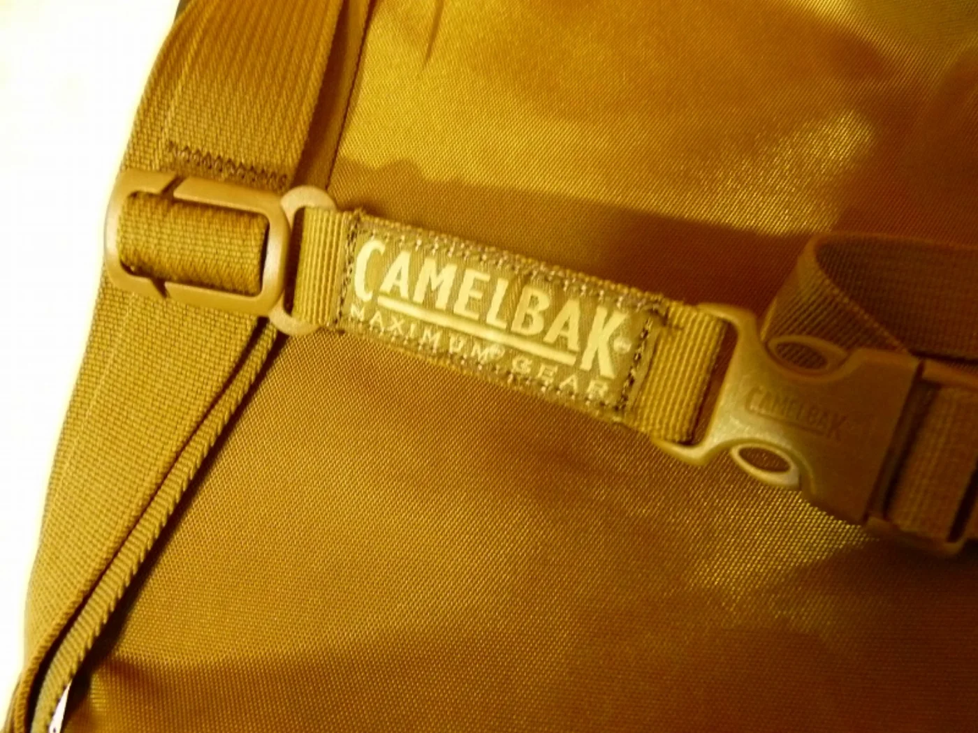 ミリタリーショップ 南国百貨店.COM|沖縄 CAMELBAK コヨーテ 極上品 [ZZ Q-1555] - CAMEL 記録写真5