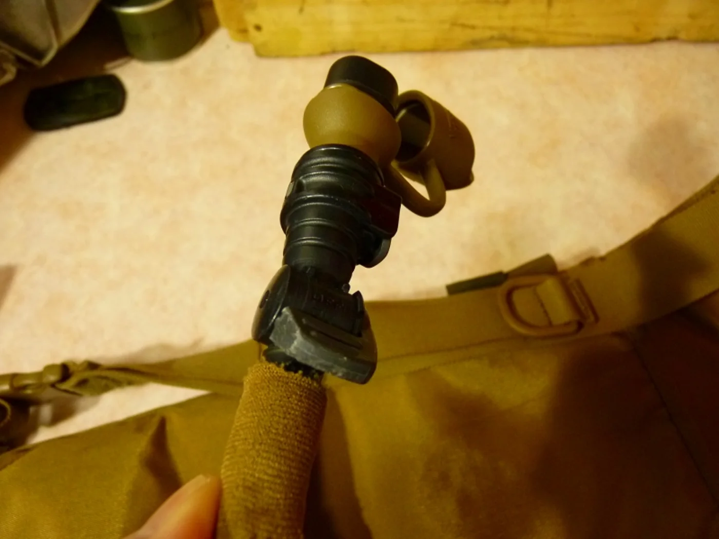ミリタリーショップ 南国百貨店.COM|沖縄 CAMELBAK コヨーテ 極上品 [ZZ Q-1555] - CAMEL 記録写真8