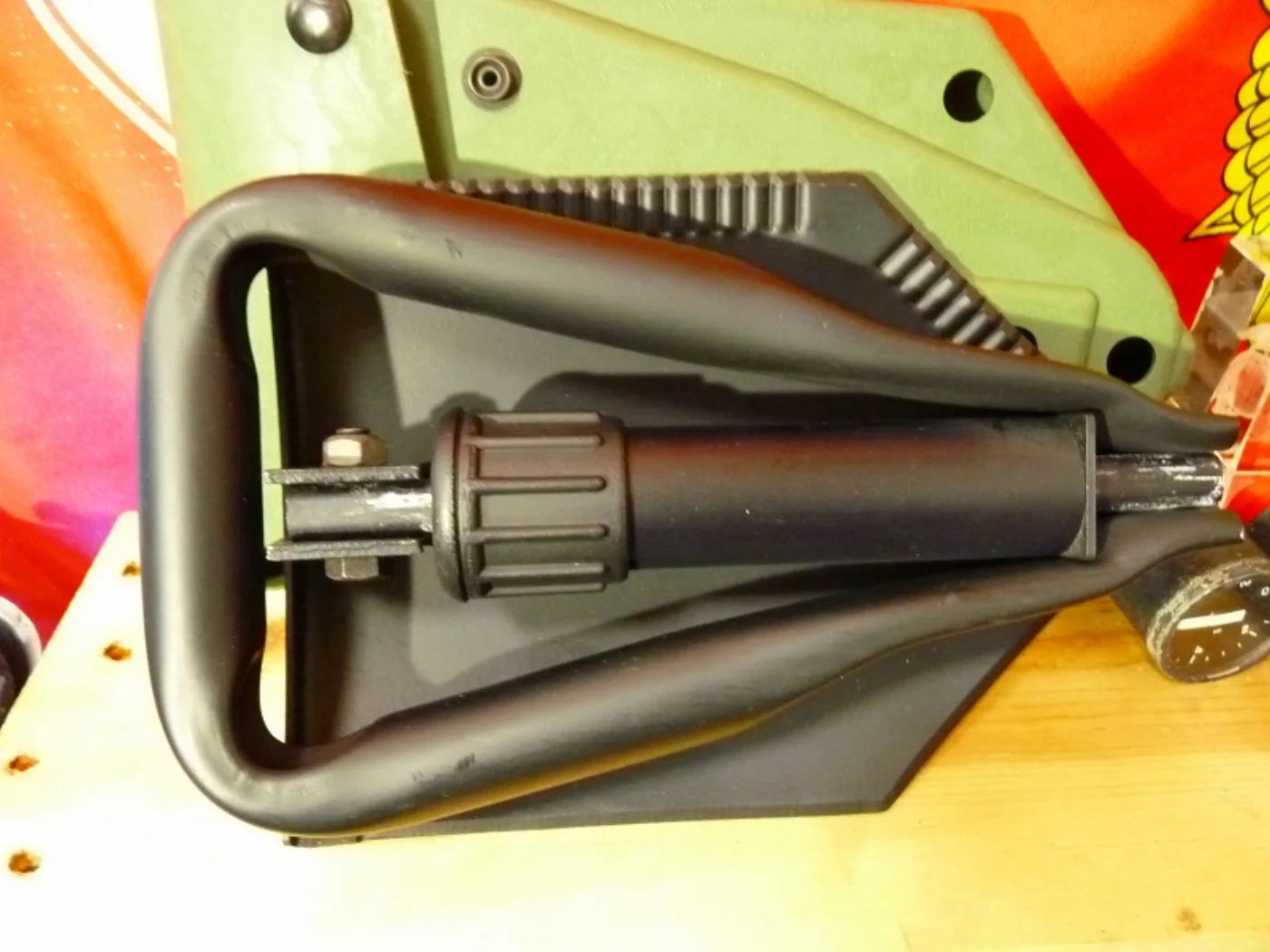 ミリタリーショップ 南国百貨店.COM|沖縄 E-TOOL 三つ折りスコップ 新品 [Q-1570] - E-TOOL 記録写真3