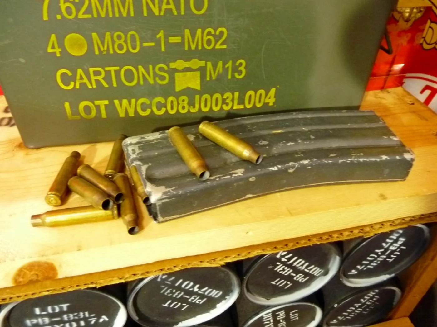 ミリタリーショップ 南国百貨店.COM|沖縄 M16 ３０連用マガジン 薬莢１０個付き [Q-1581] - M16 ３ 記録写真2