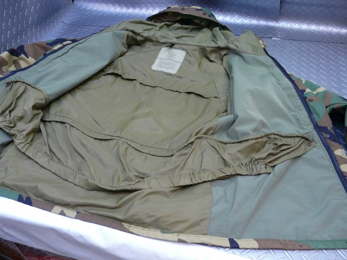 ミリタリーショップ 南国百貨店.COM|沖縄 ゴアテックスパーカー GORETEX TYPE-I M-R 中古良品 [K 記録写真5