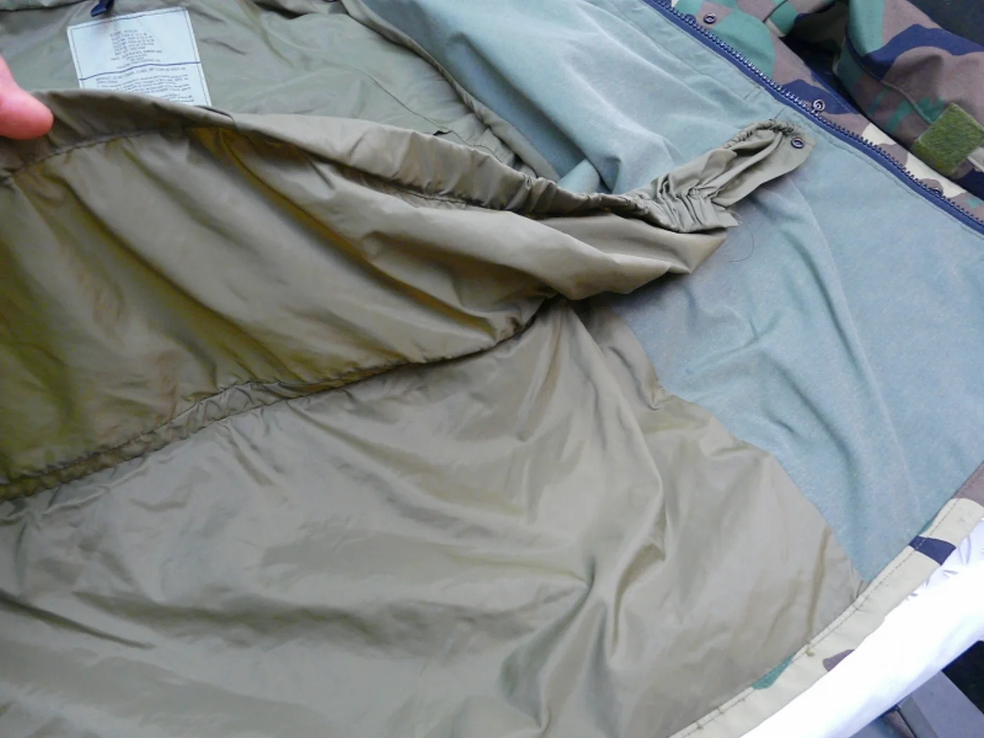 ミリタリーショップ 南国百貨店.COM|沖縄 ゴアテックスパーカー GORETEX TYPE-I M-R 中古良品 [K 記録写真6