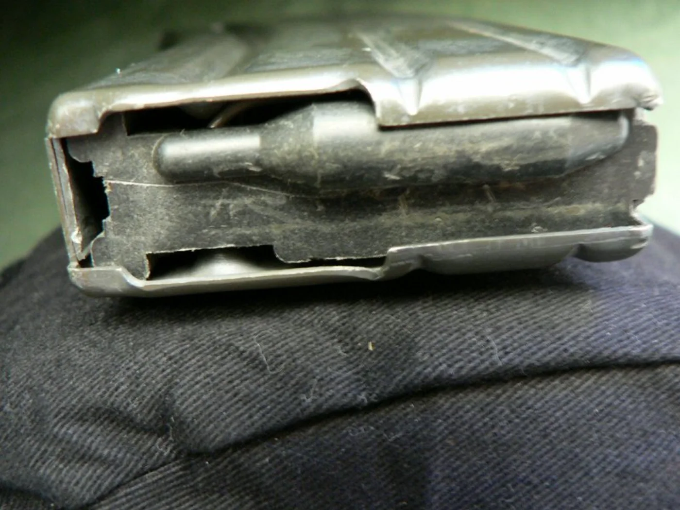 ミリタリーショップ 南国百貨店.COM|沖縄 人気のCOLT M16 ３０連用マガジン 使用済み安全品 [D-1080] 記録写真5