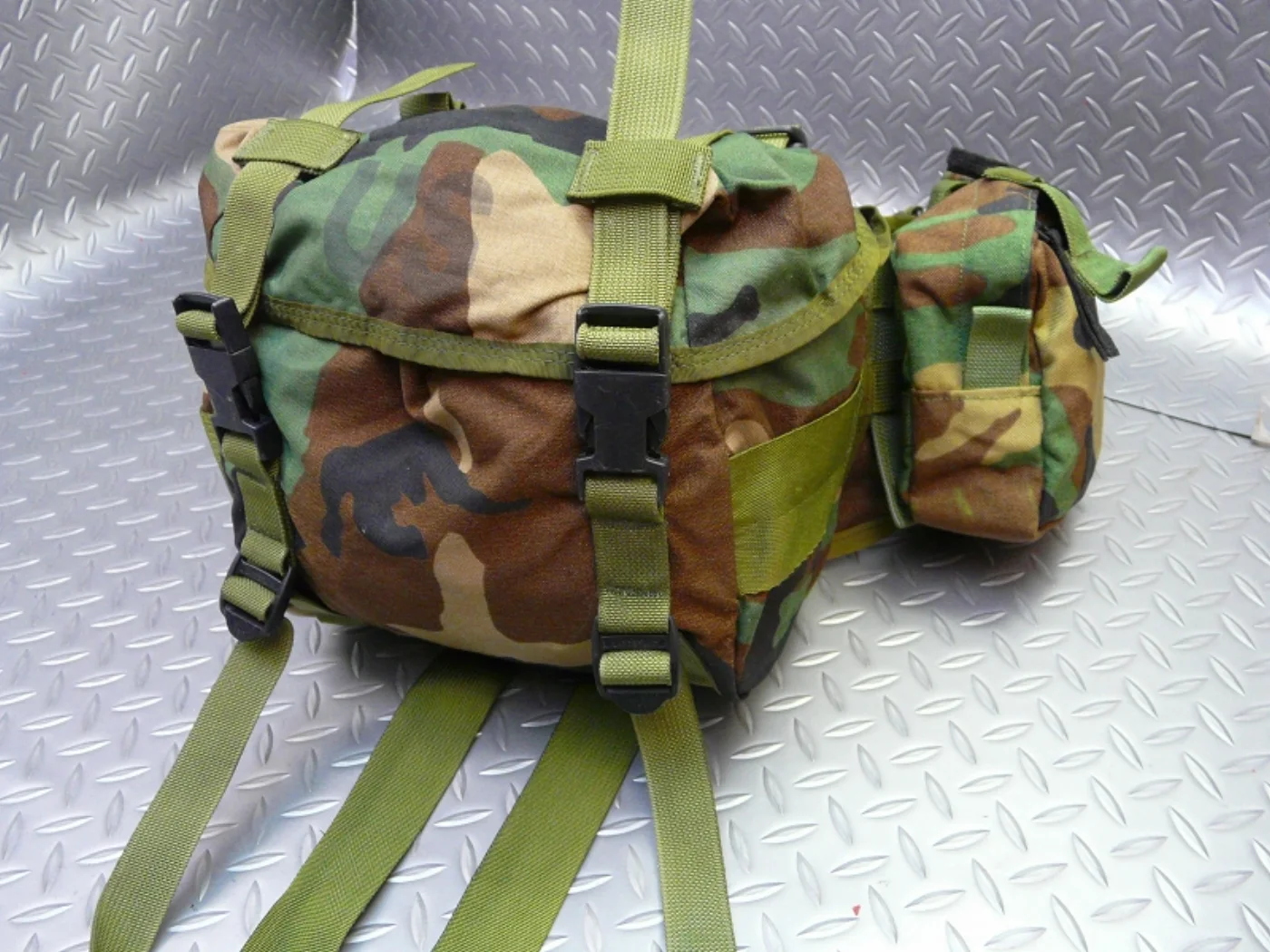 ミリタリーショップ 南国百貨店.COM|沖縄 南国百貨店オリジナル ウエストパック 米軍実物集めました [F-729] 記録写真3