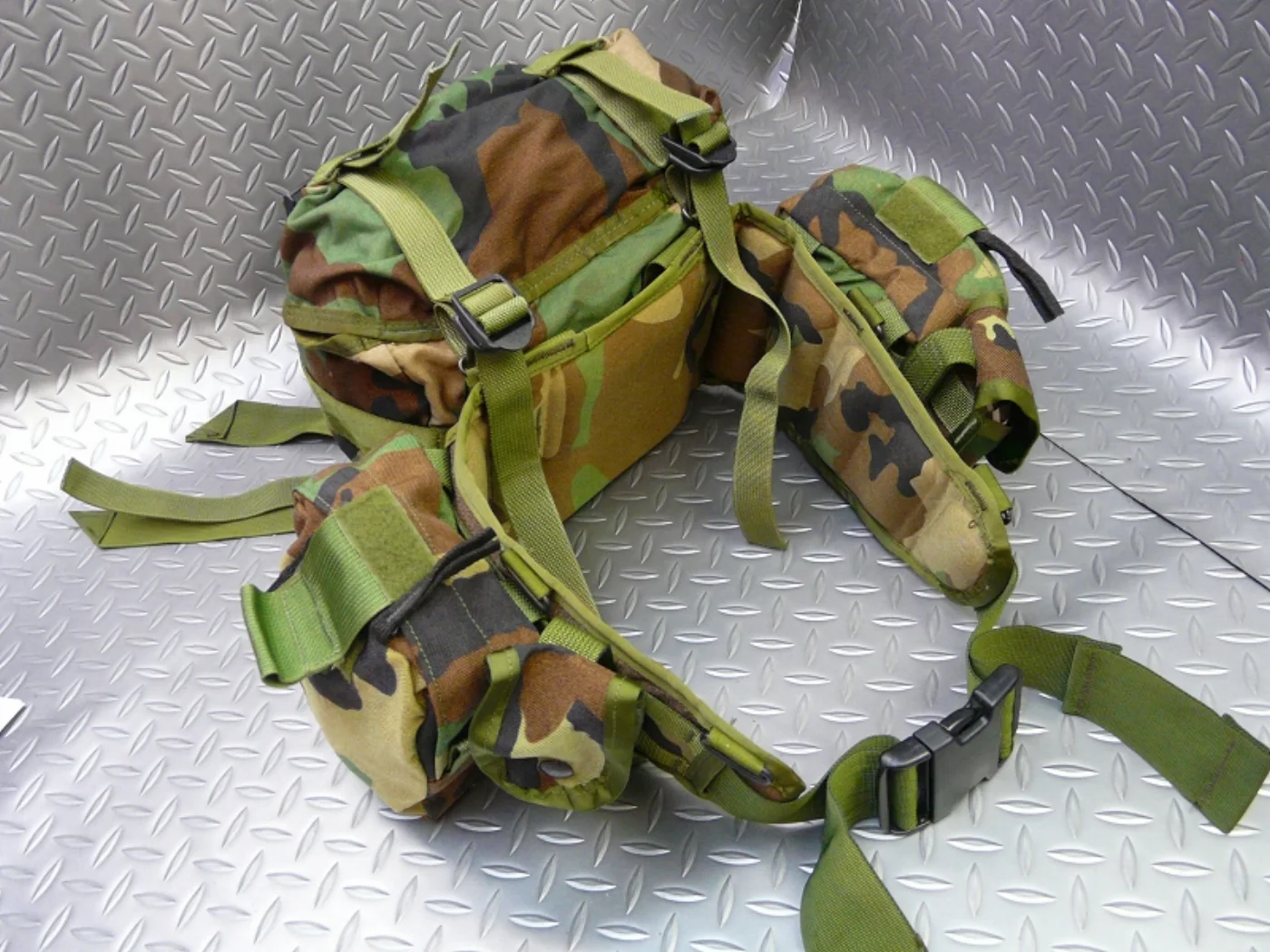 ミリタリーショップ 南国百貨店.COM|沖縄 南国百貨店オリジナル ウエストパック 米軍実物集めました [F-729] 記録写真6