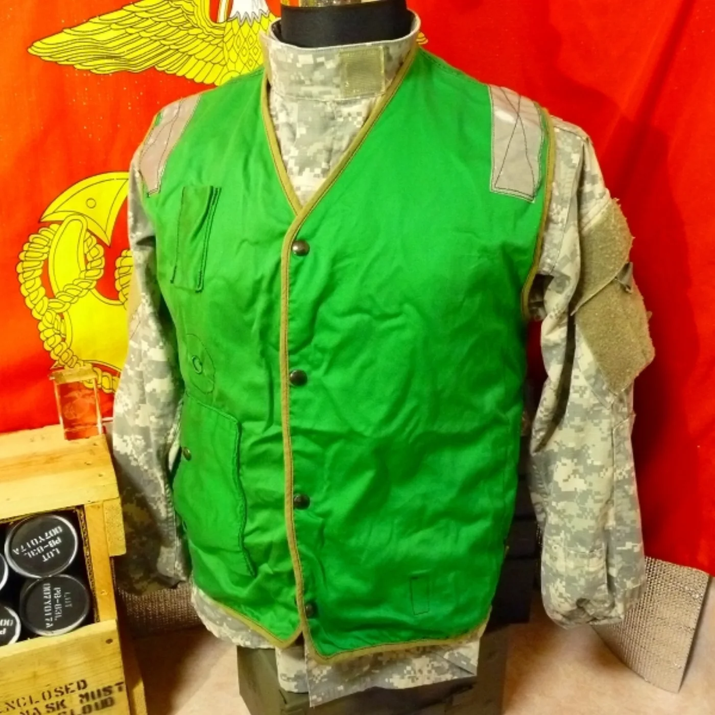 ミリタリーショップ 南国百貨店.COM|沖縄 LIFE PRESERVER VEST カバー 緑 [ZZ Q-1628] 記録写真2