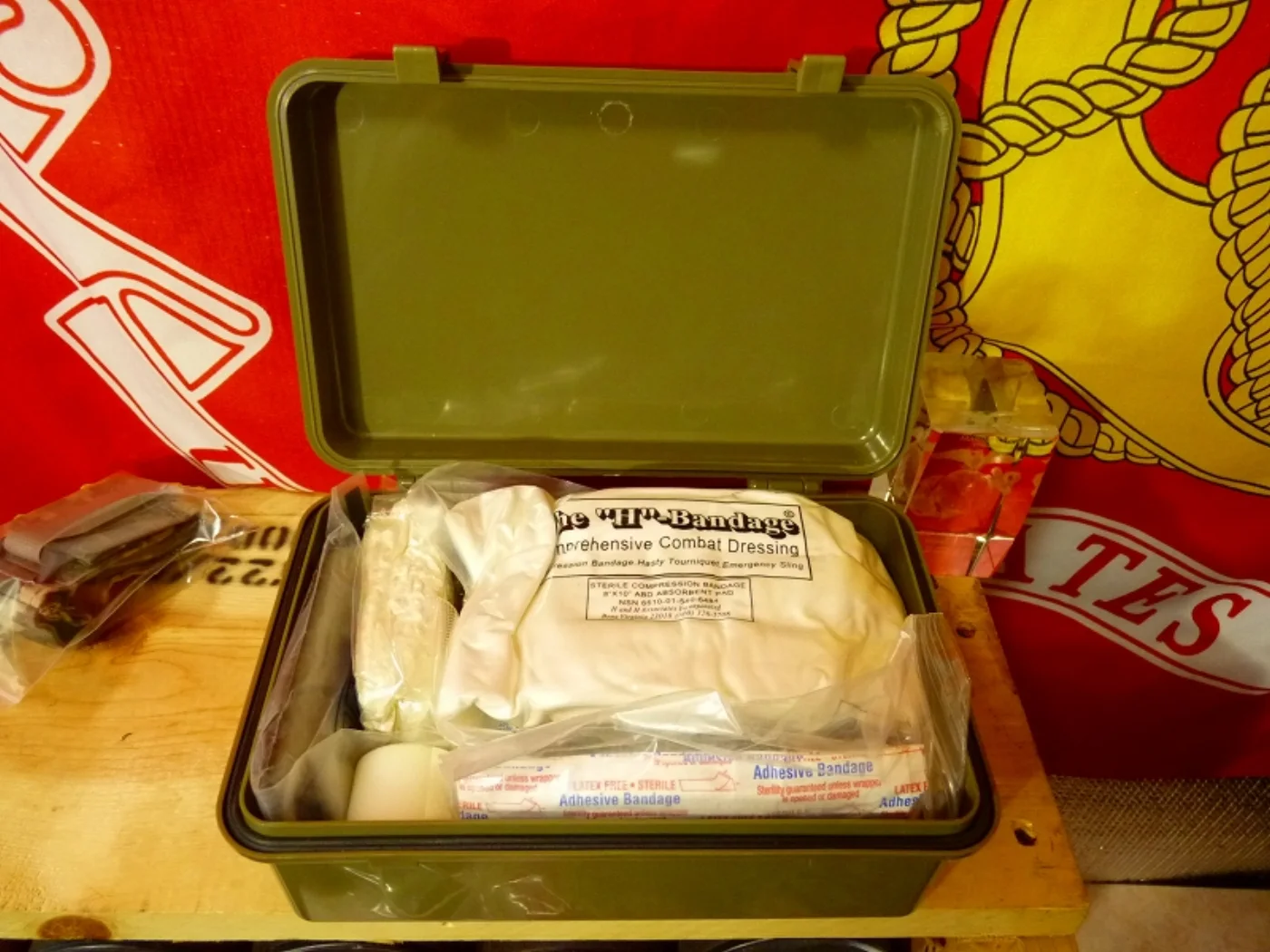 ミリタリーショップ 南国百貨店.COM|沖縄 FIRST AID KIT 中身入り プラスチックケース [ZZ Q-16 記録写真4