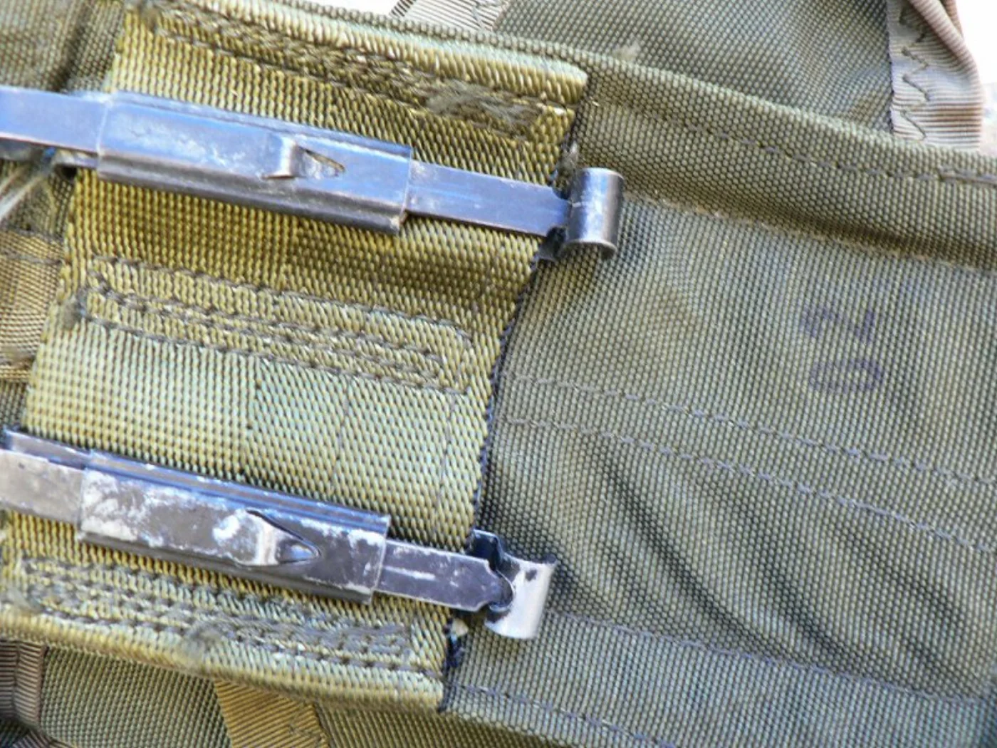 ミリタリーショップ 南国百貨店.COM|沖縄 マガジンポーチ [ZZ C-892] - マガジンポーチ米軍放出品 記録写真8