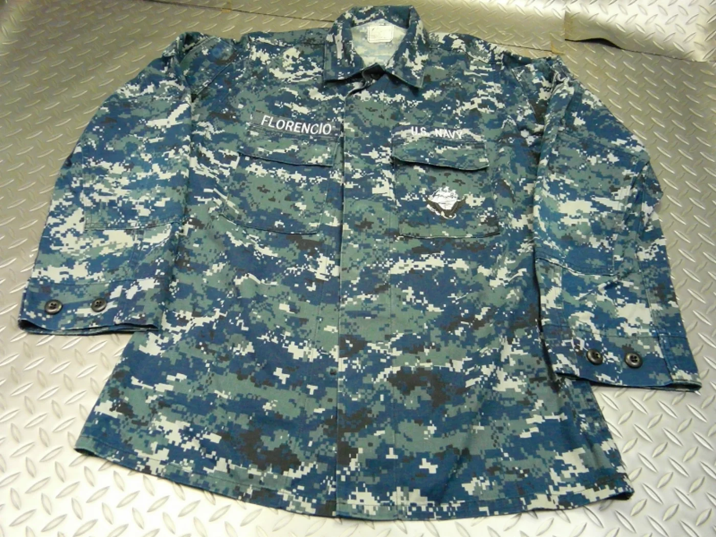 ミリタリーショップ 南国百貨店.COM|沖縄 NWU U.S.NAVY 新型ユニフォーム ジャケット [Z-1574] 記録写真2