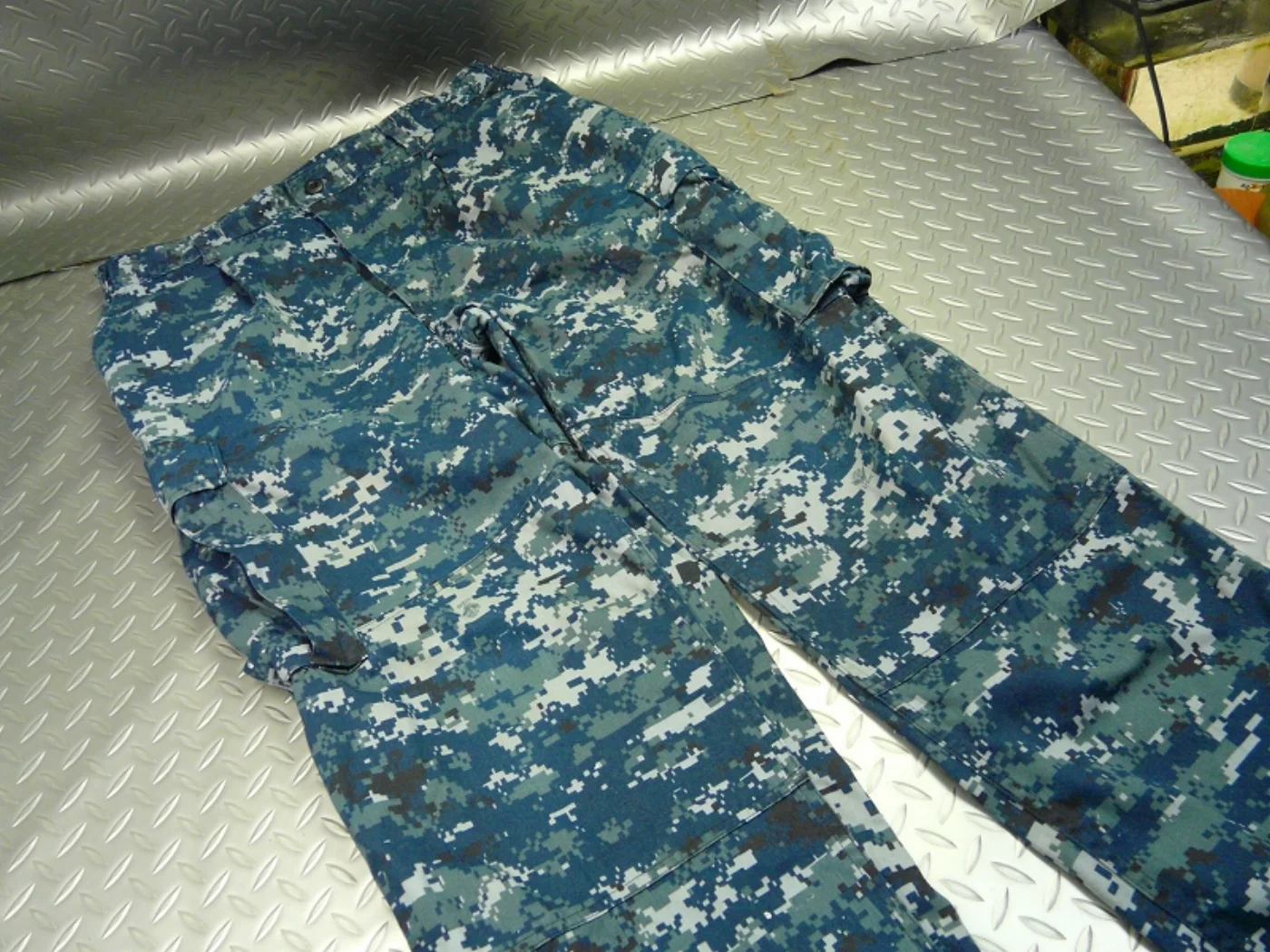 ミリタリーショップ 南国百貨店.COM|沖縄 NWU U.S.NAVY 新型ユニフォーム パンツ L-R [Z-1576 記録写真2