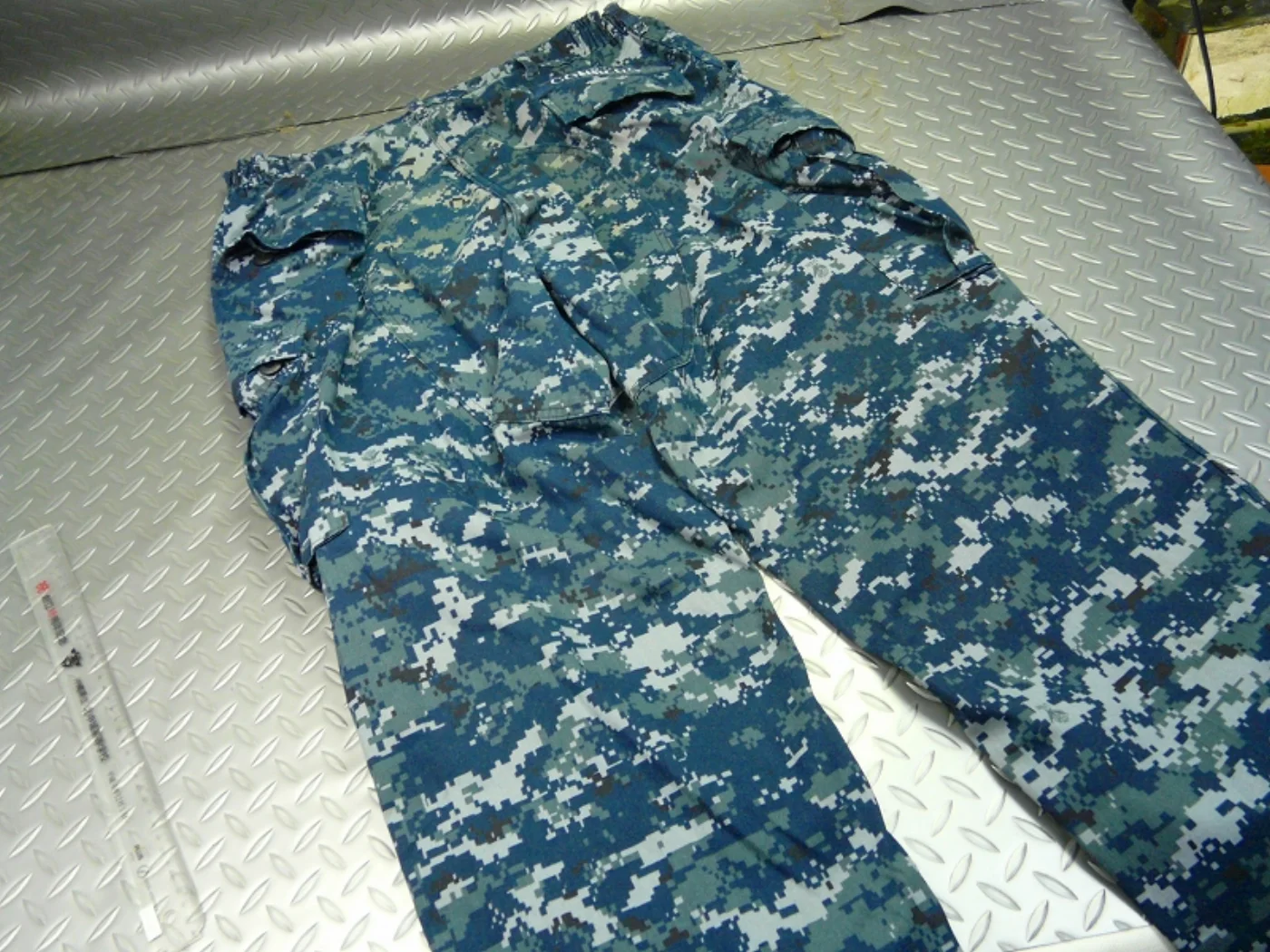 ミリタリーショップ 南国百貨店.COM|沖縄 NWU U.S.NAVY 新型ユニフォーム パンツ L-R [Z-1576 記録写真8