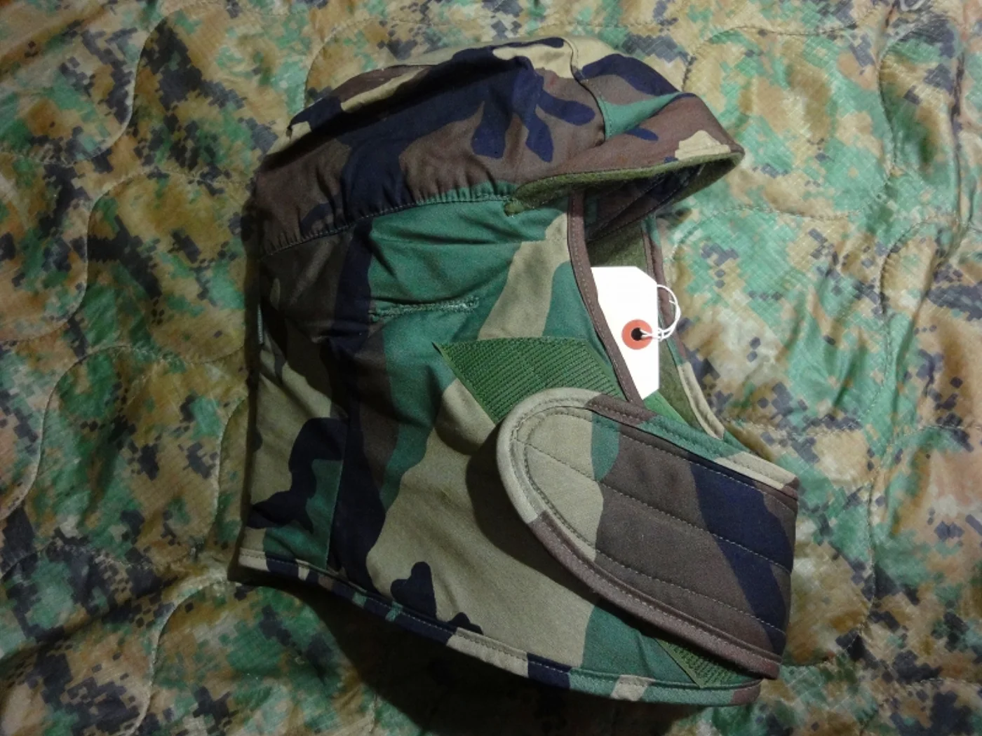ミリタリーショップ 南国百貨店.COM|沖縄 防寒帽 ヘルメットライナー 新品 7 [ZZ Q-1691] - 防寒帽 記録写真6