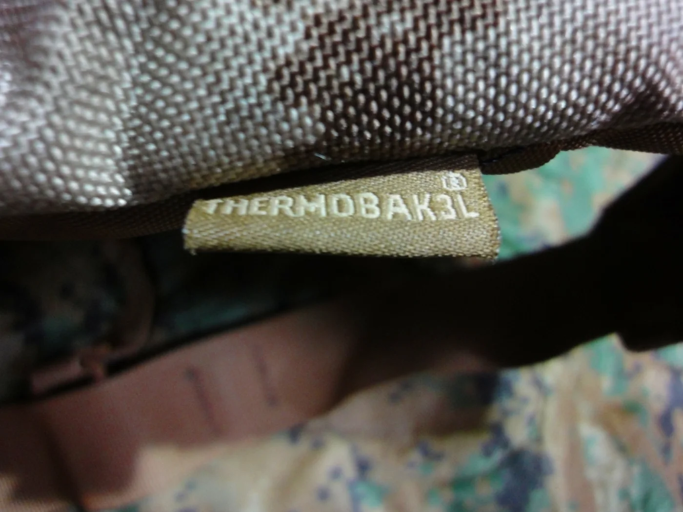 ミリタリーショップ 南国百貨店.COM|沖縄 マーパットデザート CAMELBAK カバーのみ [Q-1694] - C 記録写真6