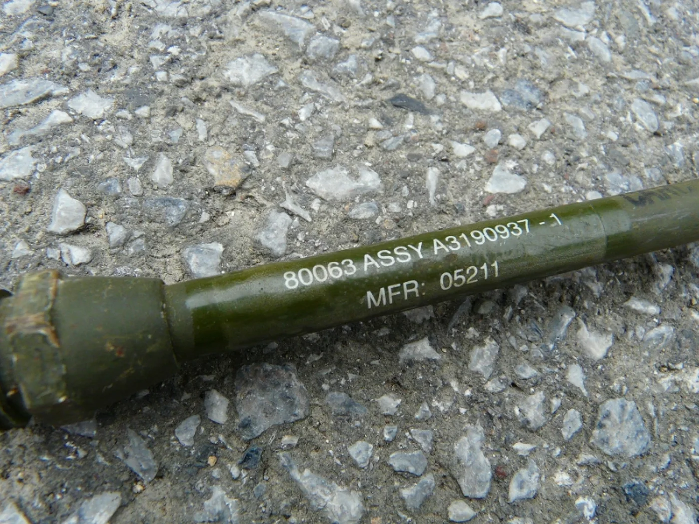 ミリタリーショップ 南国百貨店.COM|沖縄 米軍 アンテナ 2M00cm ジャンク [ZZ B-1288] - 米軍無 記録写真4